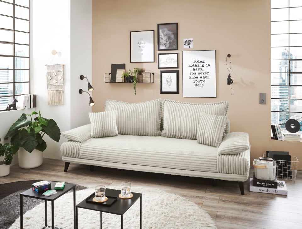 Carla-Lux-3DL_Ambience-16-silver_fontal-3 Ed Exciting Design Sofa Carla - Luxuriöses Schlafsofa in Silber mit Ambience Cord Bezug