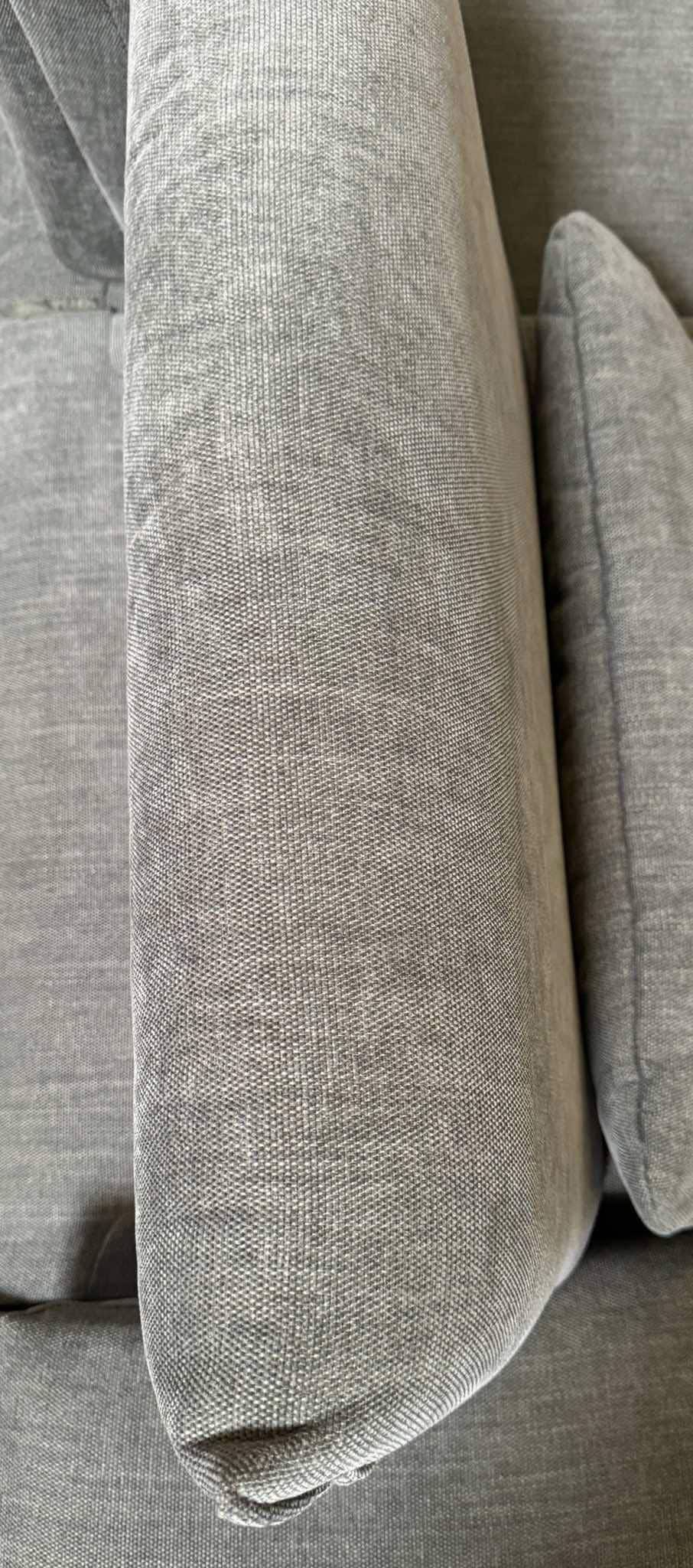 Sofa Vito Moosgrün mit Hocker & Sitztiefenverstellung Ausstellungsstück