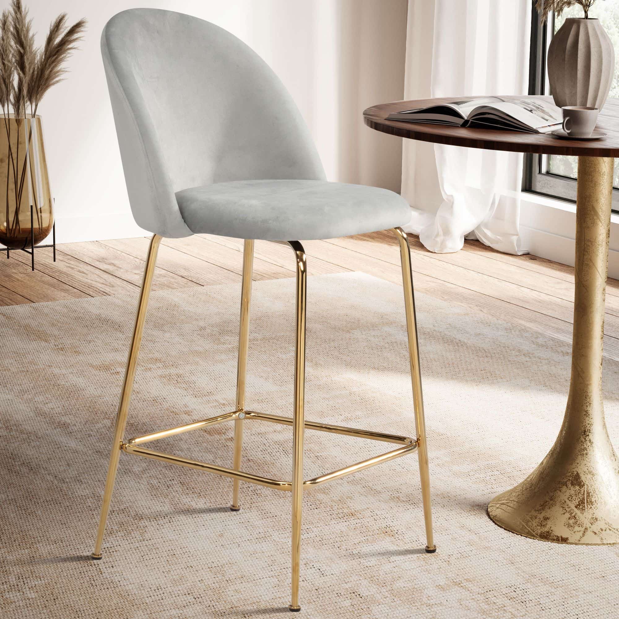 2er Set Barhocker Samt Grau Hocker mit Lehne & goldenen Beinen 2er Set Barhocker Samt Grau Hocker mit Lehne & goldenen Beinen
