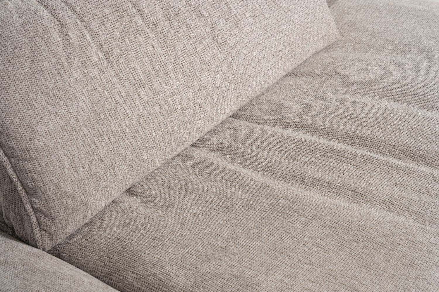 Bigsofa Fluffy im Chenille-Stoff mit Sitztiefenverstellung - designwerk Bigsofa Fluffy im Chenille-Stoff mit Sitztiefenverstellung - designwerk