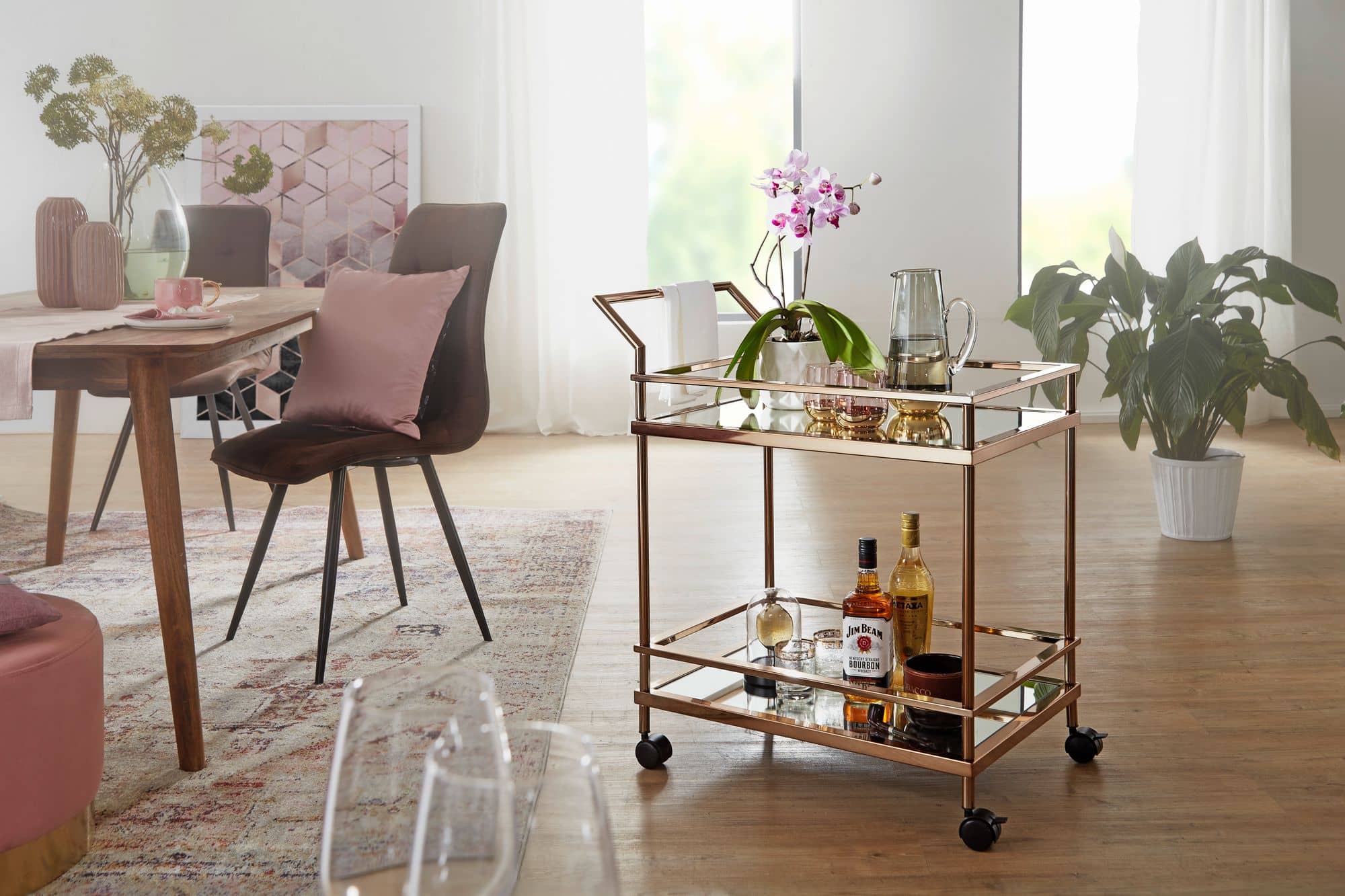 52206-WOHNLING-Servierwagen-WL5-987-Rollwagen-MAssE-Rosegold-Teewagen-Metall-mit-Rollen-Kuechenwagen-mit-Glas-Boeden-45-cm-breit-Kuechen-Trolley-Modern-Mobiler-Beistelltisch-Spe_2 Design Servierwagen Dunkles Gold 2 Ebenen mit Bremsen