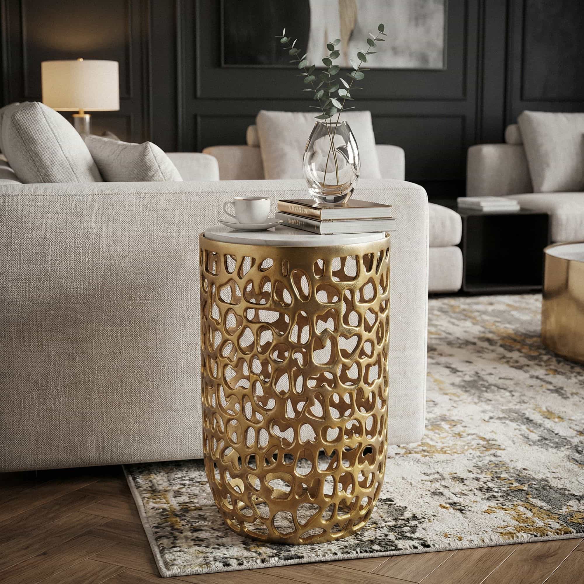 Beistelltisch Aluminium gold rund 30cm – Anstelltisch mit Marmor Tischplatte – Design Metall Couchtisch für Wohnzimmer – runder Wohnzimmertisch modern – Dekotisch Handmade Sofatisch Beistelltisch Aluminium gold rund 30cm – Anstelltisch mit Marmor Tischplatte – Design Metall Couchtisch für Wohnzimmer – runder Wohnzimmertisch modern – Dekotisch Handmade Sofatisch