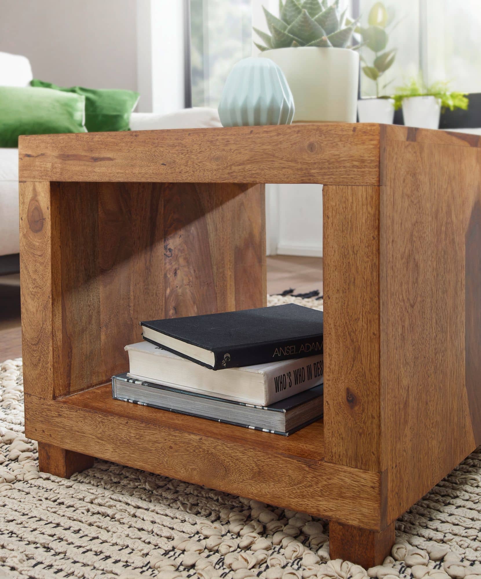 31321-WOHNLING-Couchtisch-MUMBAI-Massiv-Holz-Shee_4 Couchtisch MUMBAI Massiv-Holz Sheesham 50 cm breit Wohnzimmer-Tisch Design dunkel-braun Landhaus-Stil Beistelltisch