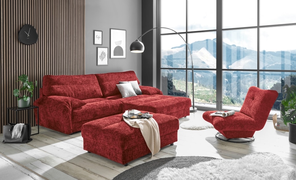 Sofa Princeton von Ed Exciting Design – Beidseitig montierbar, mit Nosagfederung mit Hocker Farbe Berry