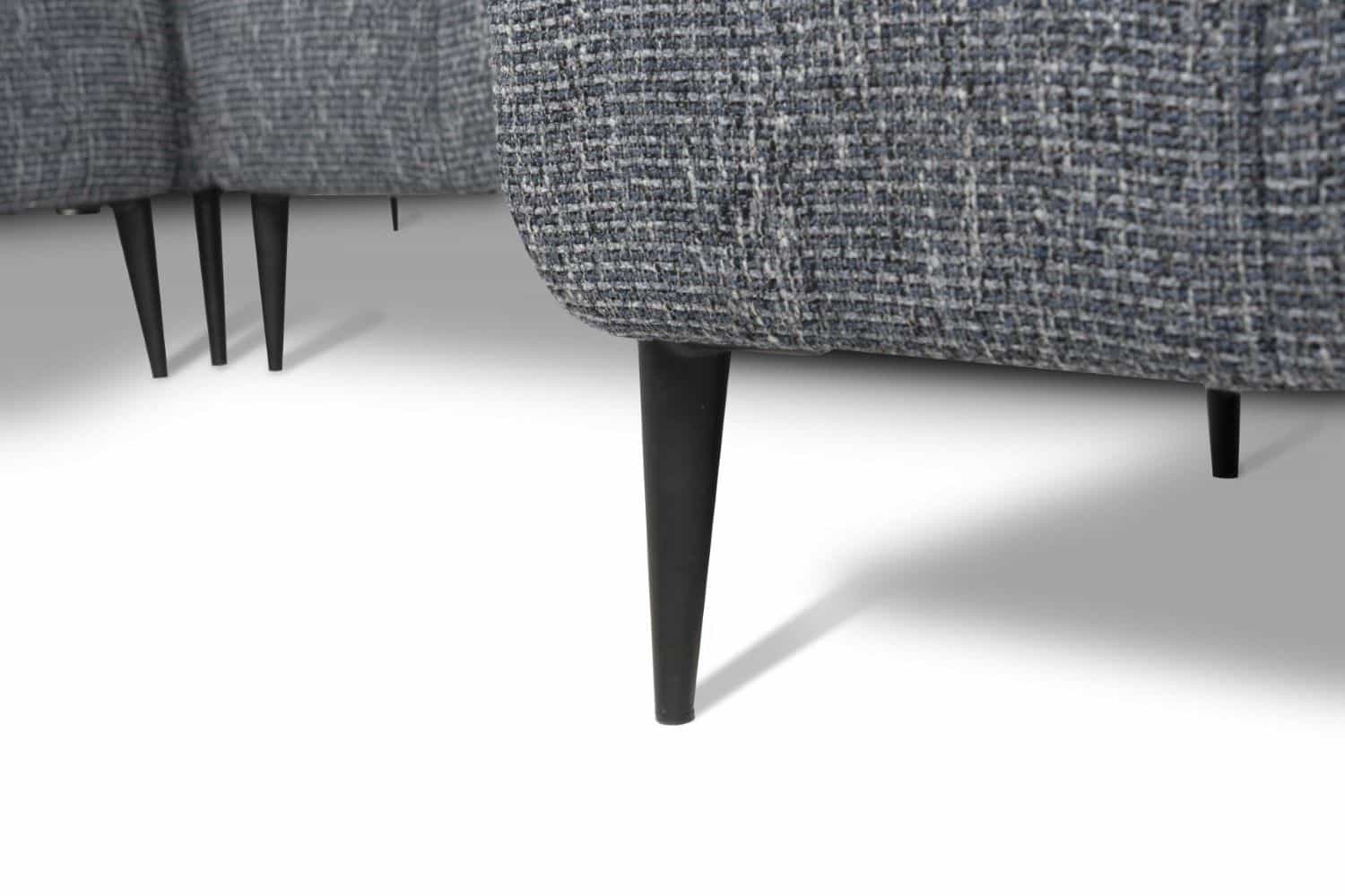 Wohnlandschaft Liam von designwerk – moderne Flachgewebe-Wohnlandschaft mit Sitztiefenverstellung