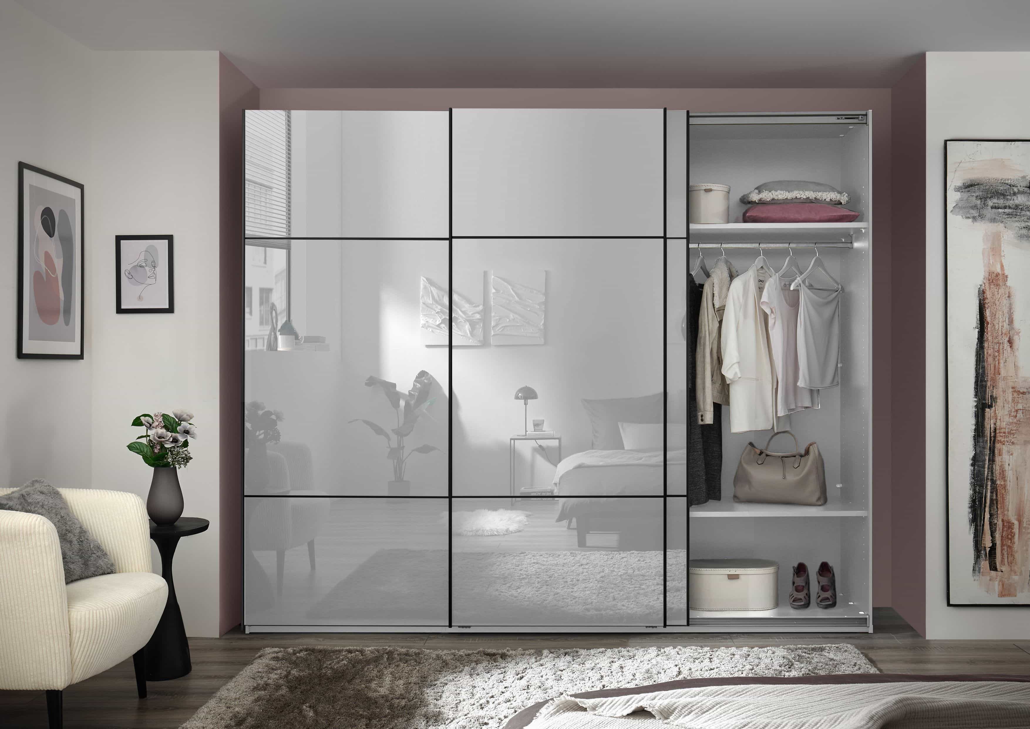 Kleiderschrank Minda mit Glastüren weiß - viel Stauraum & edles Design für Ihr Schlafzimmer Kleiderschrank Minda mit Glastüren weiß - viel Stauraum & edles Design für Ihr Schlafzimmer