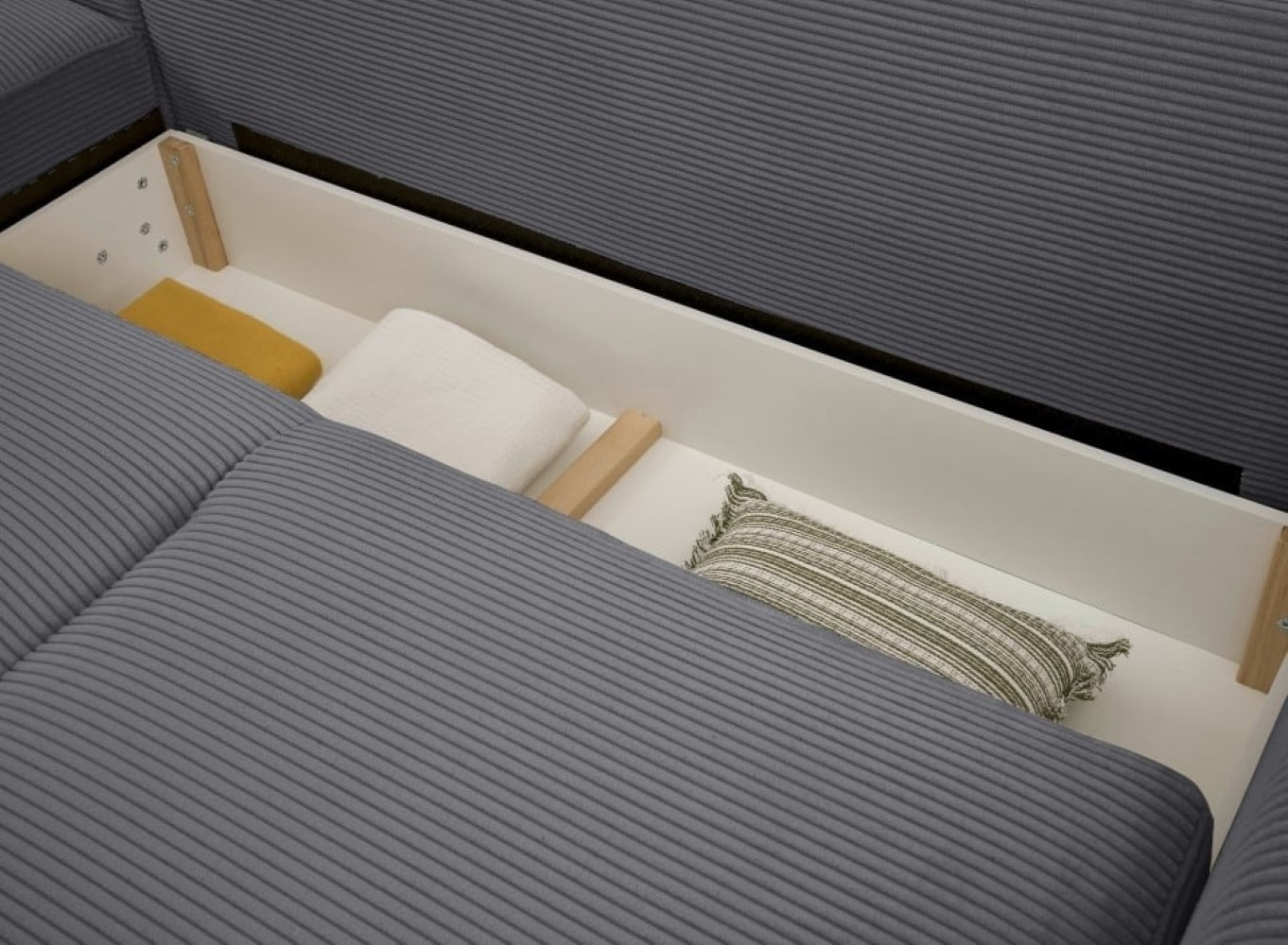 Ecksofa Angelina - Schlafsofa mit Bettkasten und Nosagfederung in Breitcord - ED Exciting Design Ecksofa Angelina - Schlafsofa mit Bettkasten und Nosagfederung in Breitcord - ED Exciting Design
