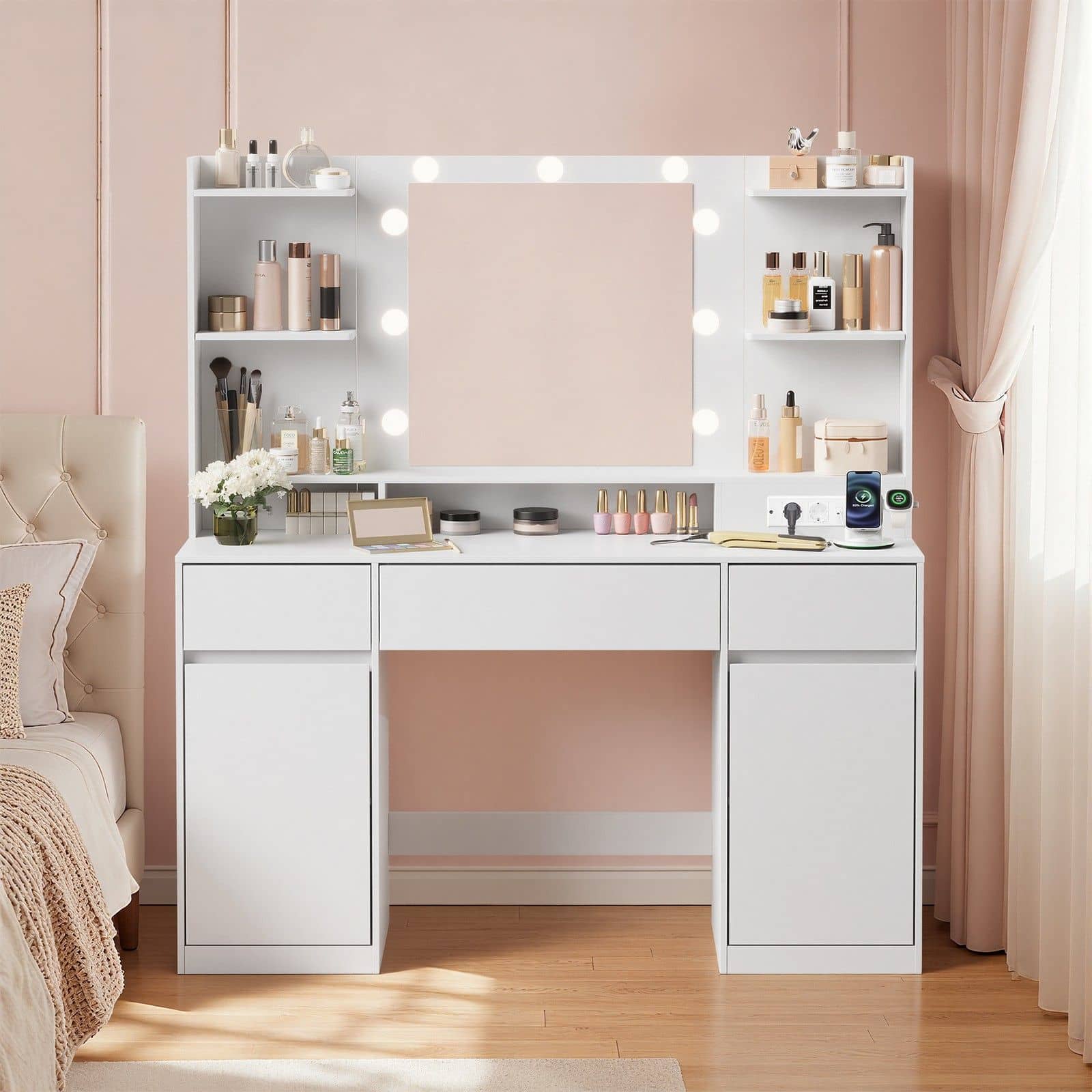 Schminkkommode, mit Spiegel und Beleuchtung, Ladestation