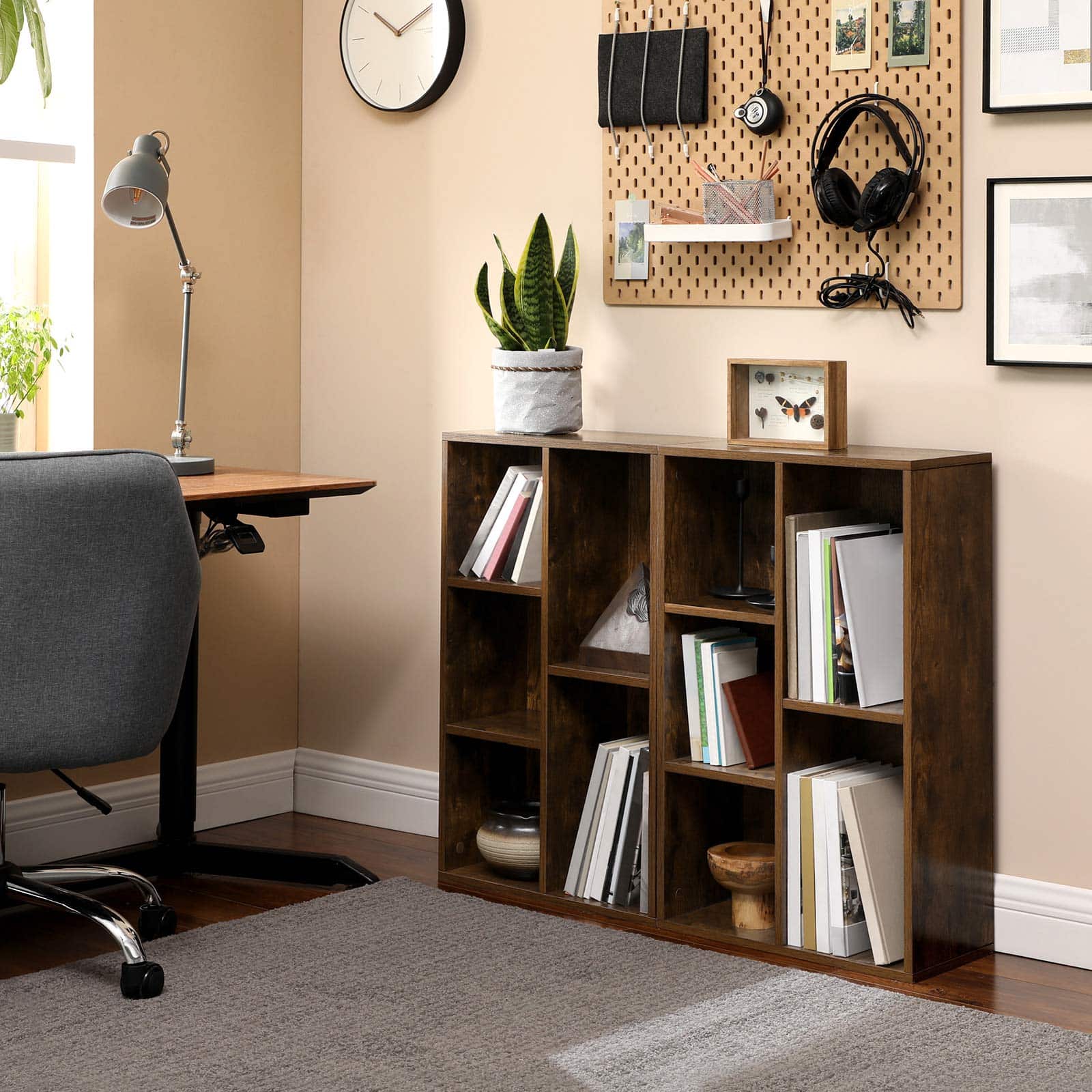 Bücherregal mit 5 Fächern Bücherregal mit 5 Fächern