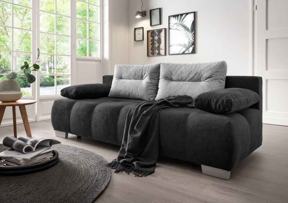 Benformato_Verzino_2FBK_3610_RK9753-1 Schwarze Eleganz: Benformato Verzino 2er Einzelsofa mit raffinierter Schlaffunktion