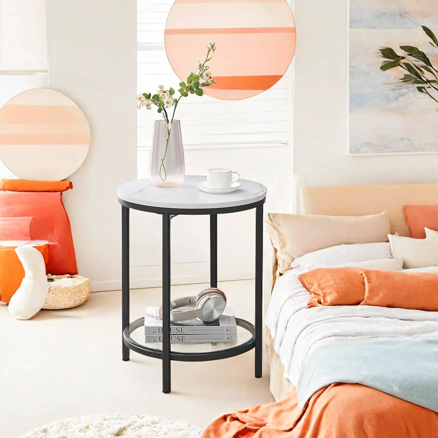 Beistelltisch 2 Ebenen in weißer Marmoroptik mit schwarzem Gestell Beistelltisch 2 Ebenen in weißer Marmoroptik mit schwarzem Gestell