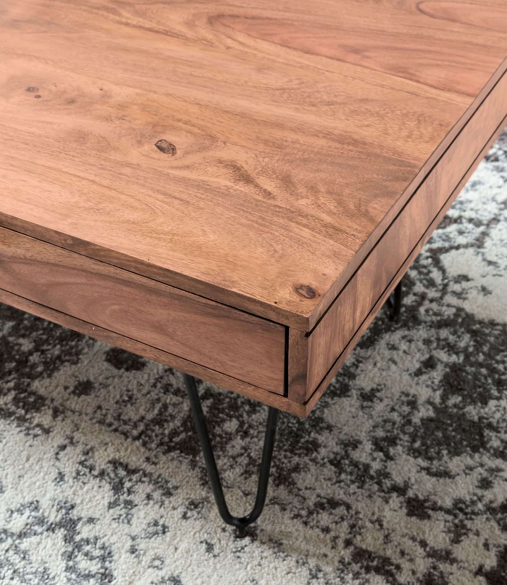38516-WOHNLING-Couchtisch-BAGLI-Massiv-Holz-Akazi_4 Couchtisch BAGLI Massiv-Holz Akazie 110 cm breit Wohnzimmer-Tisch Design Metallbeine Landhaus-Stil Beistelltisch