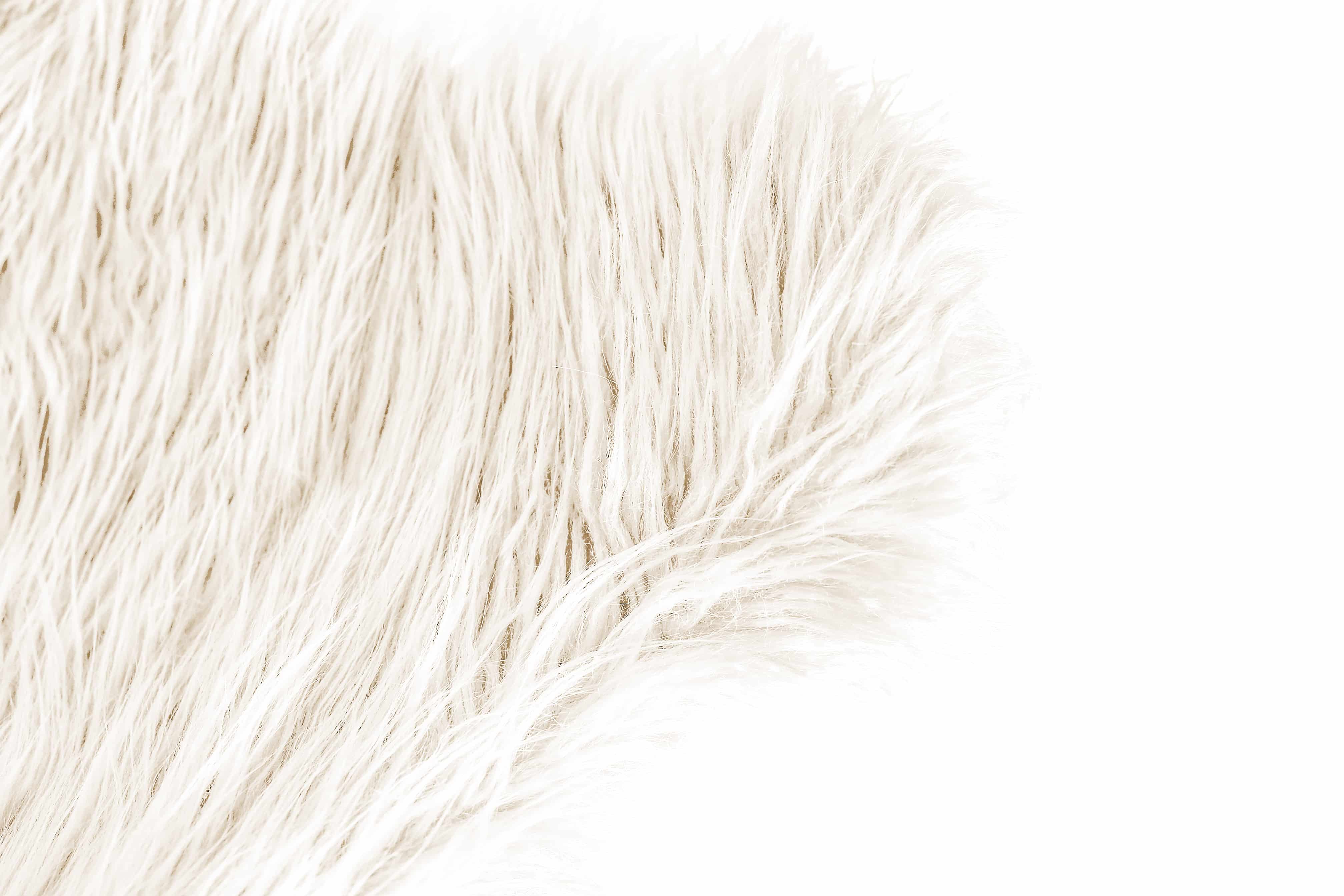 Schmetterling‑Stuhl Lynn 110 – Kunstfell Weiß 71×104×75 cm Schmetterling‑Stuhl Lynn 110 – Kunstfell Weiß 71×104×75 cm