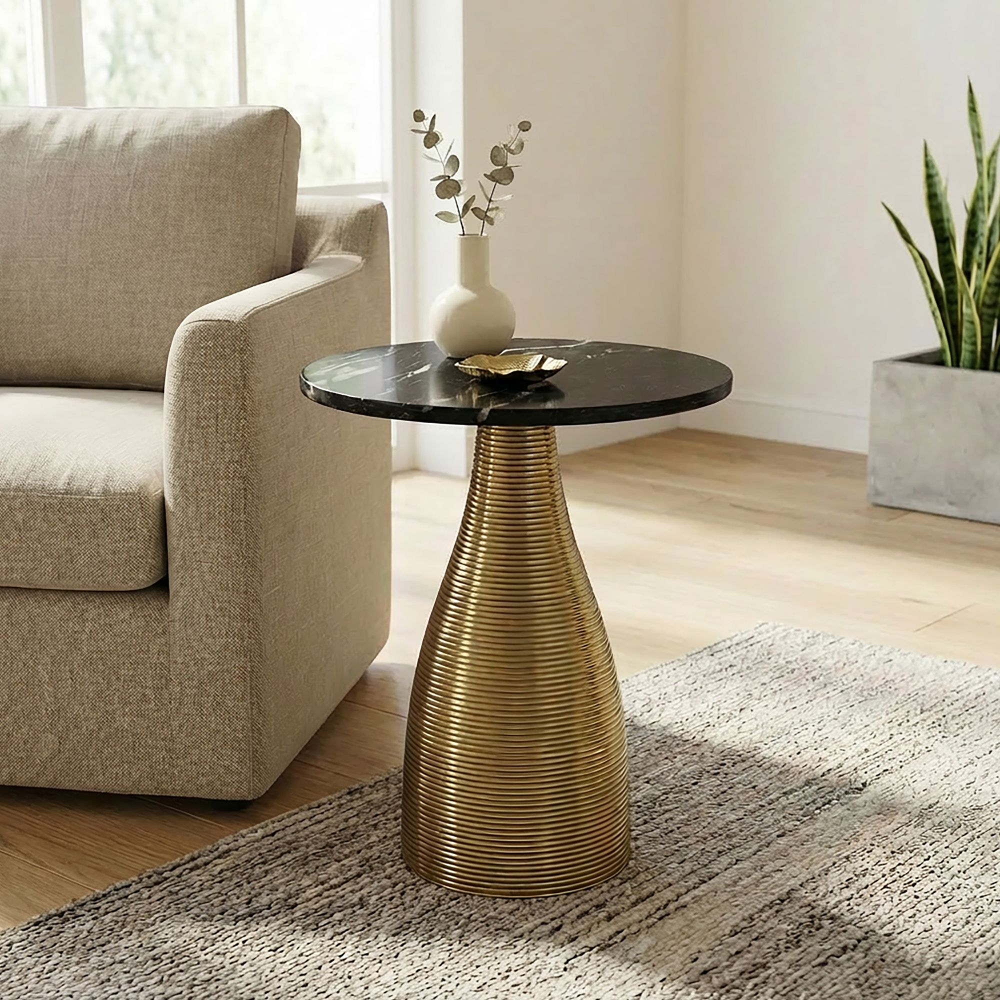 Beistelltisch Rund 40cm Gold mit Massiver Marmorplatte Schwarz - Wohnzimmertisch Naturstein Anstelltisch - Sofatisch Design Metall Couchtisch - Wohnzimmer Tisch Modern Handmade Beistelltisch Rund 40cm Gold mit Massiver Marmorplatte Schwarz - Wohnzimmertisch Naturstein Anstelltisch - Sofatisch Design Metall Couchtisch - Wohnzimmer Tisch Modern Handmade