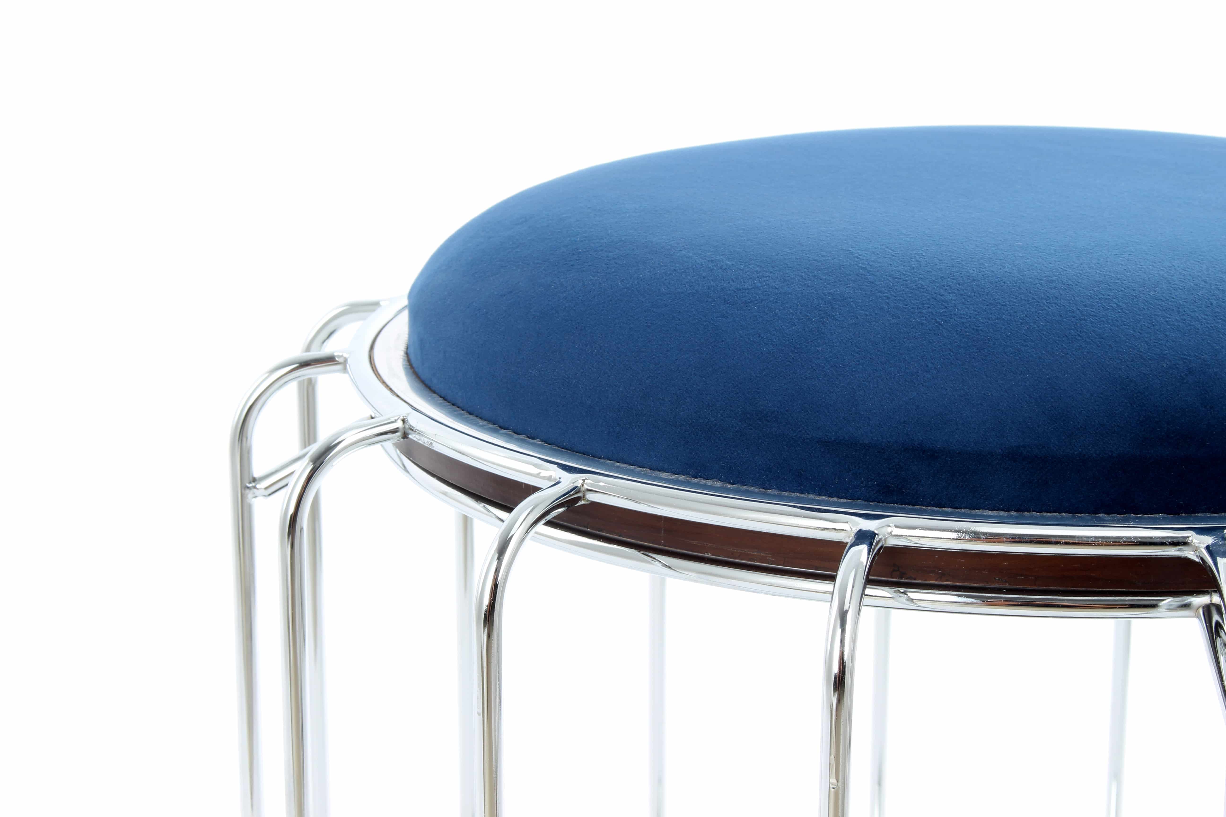 Beistelltisch / Pouf Comfortable 110 Dunkelblau / Silber Beistelltisch / Pouf Comfortable 110 Dunkelblau / Silber