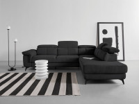 Elegante Ruheoase: Cotta Springs Sofa in Schwarz mit verstellbaren Kopflehnen
